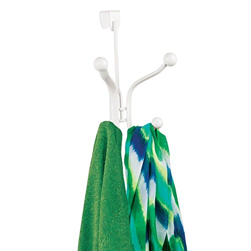 InterDesign Axis Colgador de ropa con 4 ganchos, estrecho perchero para puerta en metal para chaquetas, bolsos o toallas, blanco