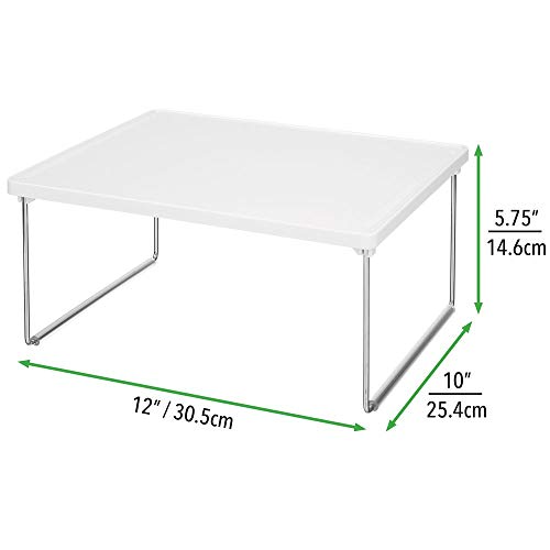 mDesign Platero de cocina – Estante para platos para la encimera y los armarios de la cocina – Accesorio organizador de cocina apilable, con patas plegables de metal – blanco