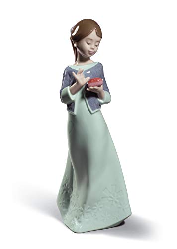 NAO Figura De Todo Corazón (Edición Especial). Niña de Porcelana