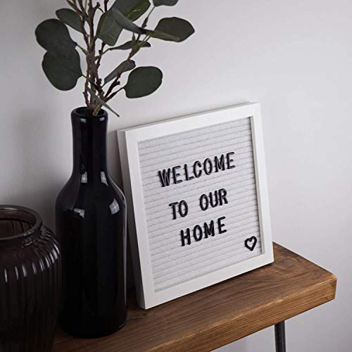 Nikita By Niki ® - Pizarra blanca de fieltro para letras | Tablón para mensajes con marco de madera | Letras negras y doradas, números y emoticones | 25 x 25 cm