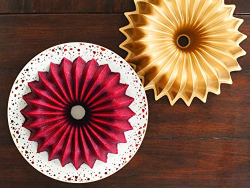 Nordic Ware - Forma Brilliance Bundt Pan da Nordic Ware - 35.2289.2300 - Dourado
