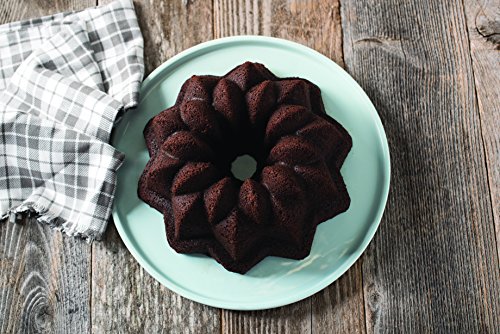 Nordic Ware Vintage Star Bundt Pan - Molde