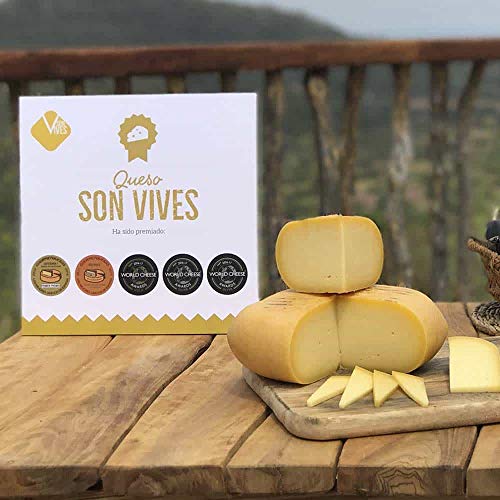 QUESO MAHÓN MENORCA SON VIVES (LECHE DE VACA MENORQUINA & FRISONA) De 2-4 meses de maduración aprox. (SEMICURADO, MEDIA PIEZA 1/2)