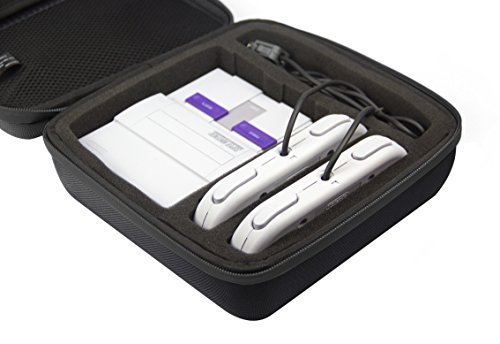 AmazonBasics - Funda de transporte para Super NES Classic y accesorios, 21,6 x 8,9 x 21,6 cm, negro
