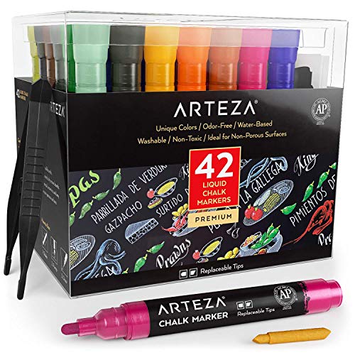 Arteza Rotuladores de tiza líquida | 42 colores a base de agua | Incluye 50 etiquetas de pizarra gratis y puntas reemplazables | Rotuladores tiza para bares y restaurantes, adultos y niños