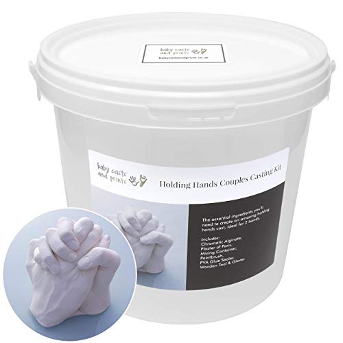 Baby Casts & Prints Tomados de la mano Familia tridimensional Kit de fundición - Moldeo de polvo, yeso, cubeta de mezcla, herramientas: todo lo que necesita para moldear