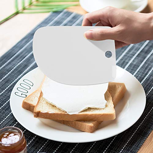 BELIOF 6 pcs Cortador de Masa Plástico para Pastel Raspador de Masa 3 Estilo Rasqueta Hornear para Pastel Tarta Galleta Accesorio de Cocina 2 pcs Cepillo de Silicona para Alimentos Panadería