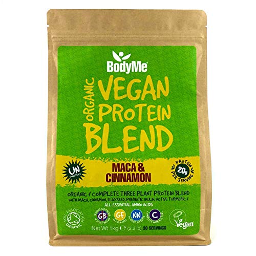 BodyMe Mezcla de Proteina Vegana Organica en Polvo | Cruda Maca Canela | 1kg | Sin Edulcorante | Baja Carb | Sin Gluten | 3 Proteinas Veganas | 20g Proteina Vegetal Completa | Aminoacidos Esenciales