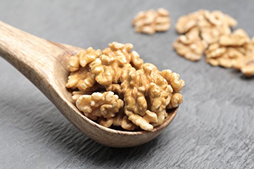 Chandras Whole Foods – Nueces en Mitades