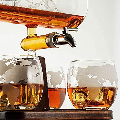Decantador De Whisky Juego De Cristal De 1100 Ml Decantadores De Whisky Escocés con 4 Vasos De Whisky Grabados En Tierra, Grabado De Velero Italiano Sin Plomo, para La Familia, El Bar, La Fiesta