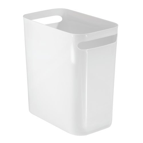 iDesign Cubo de basura con asas, papelera pequeña de plástico con capacidad para 9,5 litros, moderna papelera de cocina, baño y oficina, blanco