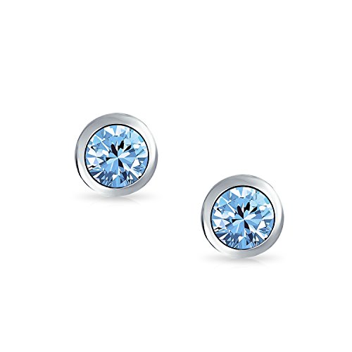 Minimalista .75Ct Diminutos Moldura Redonda Azul Londres Solitario AAA Pendiente Boton Simulado Plata Topacio Plata 925