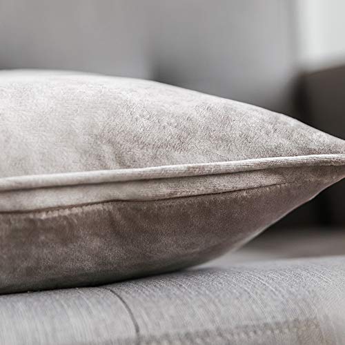 MIULEE Terciopelo Funda de Cojine Brida Funda de Almohada del Sofá Throw Cojín Decoración Almohada Caso de la Cubierta Decorativo para Sala de Estar 45x 45cm 18 x 18 Inch 2 Piezas Heart Wood