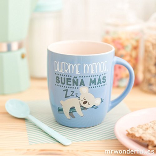 Mr. Wonderful WOA08718ES Taza Pastel Duerme Menos, sueña más, Compuesto, Multicolor, 14.2x15.6x8 cm
