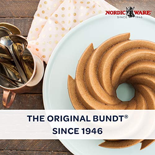Nordicware Heritage Bundt 80637 - Molde para repostería de aluminio, capacidad para 2 litros