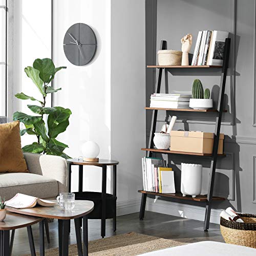 VASAGLE Estantería de Diseño Industrial, de 4 Capas, Librería, de Pared, para Sala de Estar, Cocina, Oficina, Acero, Estable, Inclinado, Apoyado contra la Pared, Marrón Rústico y Negro LLS43BX