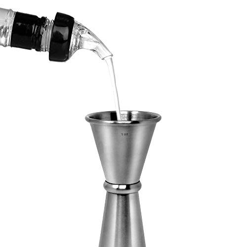 Zulay Kitchen Prima de Estilo japonés Doble cóctel Jigger, 18/8 Grado alimenticio Acero Inoxidable, 1 oz-2 oz Grabado Marcas con gradaciones incremental, Bella jiggers Shot vertedor Herramienta de me
