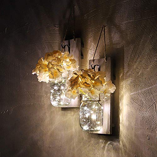 2 Mason jar de apliques de pared rústicos , Decoración de madera rústica vintage para el hogar, ganchos de hierro forjado, hortensias de seda y luces de tira LED para la decoración del hogar (Beige)