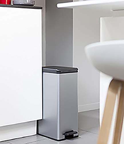 Curver 213298 Cubo de basura Slim, 40L, 37.3x23x58.7 cm, Gris