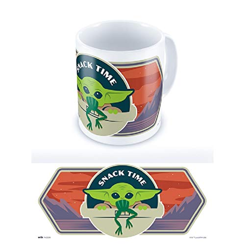 Grupo Erik TAZ035 Taza de desayuno Snack Time Baby Yoda, The Mandalorian, Cerámica, Blanco y rojo