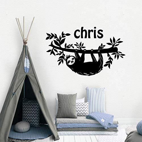 HNXDP Nombre personalizado lindo Pereza Etiqueta de la pared Decoración del hogar Accesorios Decoración Sala de estar Dormitorio Pegatinas de pared Impermeable 43cmX73cm