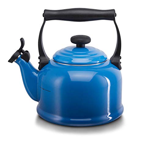 LE CREUSET Tradition Tetera, Acero esmaltado/Mango fenólico, Azul (Marseille), 2,1 L