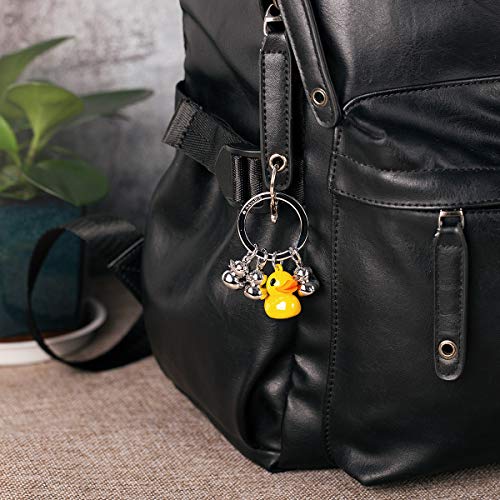 Navaris Llavero de Pato - Llavero de Metal para Llaves Coche y casa - Colgante para Mochila o Bolso con Familia de Patos