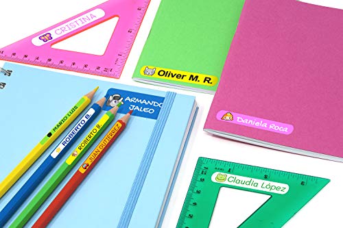 50 Etiquetas Adhesivas Personalizadas, de 6 x 2 cms, para marcar objetos, libros, fiambreras, etc. Color Azul Celeste
