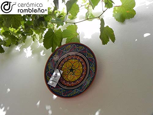 CERÁMICA RAMBLEÑA | Plato Decorativo para Colgar en Pared | Plato de cerámica | Plato decoración Mediterránea Azul-Blanco-Amarillo | 100% Hecho a Mano | 28x28x4.5 cm