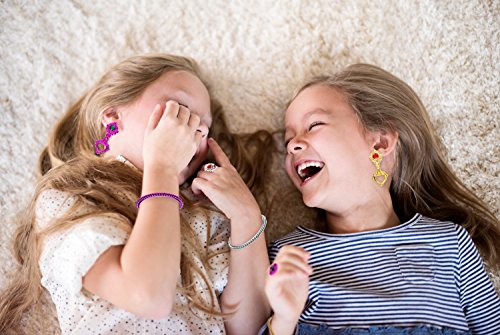 JaxoJoy Zapatos Y Joyería Boutique – Pequeña Niña Princesa Jugar Set De Regalo con 4 Pares De Zapatos, Grande para El Dress Up & Grupo Play – Recomienda Edades 3 +