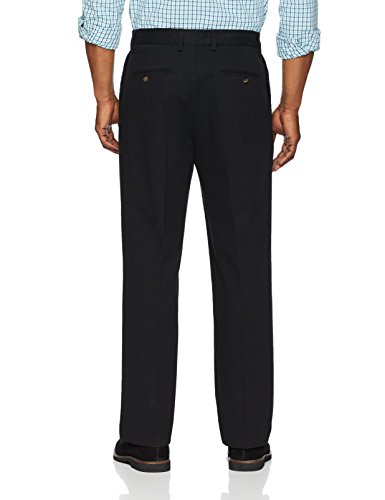 Amazon Essentials Classic-Fit Wrinkle-Resistant Pleated Chino Pant Pantalones, Negro (True Black), W33/L30 (Talla del fabricante: 33W x 30L)