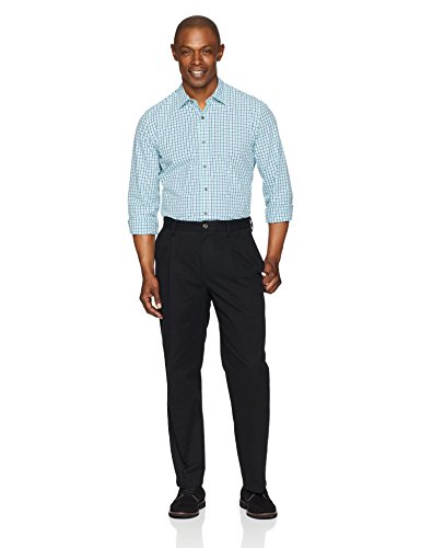 Amazon Essentials Classic-Fit Wrinkle-Resistant Pleated Chino Pant Pantalones, Negro (True Black), W33/L30 (Talla del fabricante: 33W x 30L)