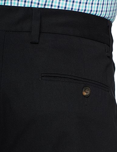 Amazon Essentials Classic-Fit Wrinkle-Resistant Pleated Chino Pant Pantalones, Negro (True Black), W33/L30 (Talla del fabricante: 33W x 30L)