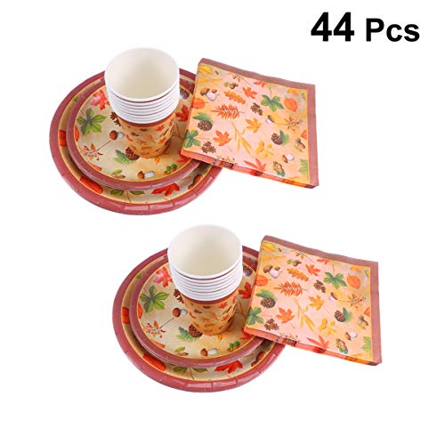 Amosfun - Juego de 44 piezas de suministros para fiesta de Acción de Gracias, hoja de arce, desechables, para otoño y cosecha de Navidad