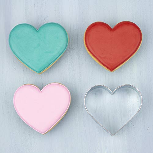 Ann Clark Cookie Cutters Juego de 11 cortadores de galletas para todas las estaciones con libro de recetas, calabaza, pavo, estrella, trébol, huevo de Pascua, hombre de jengibre y más