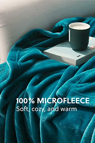 Bedsure Manta para Sofás de Franela 130x150cm - Manta para Cama 90 Reversible de 100% Microfibre Extra Suave - Manta Verde Azulada Transpirable