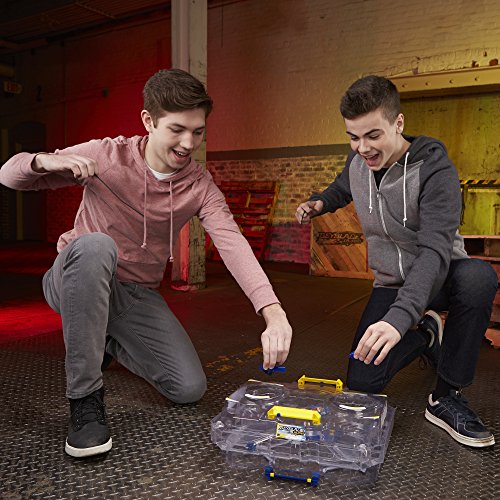 Beyblade - Estadio Switchsstrike deluxe (Hasbro E2393EU4)