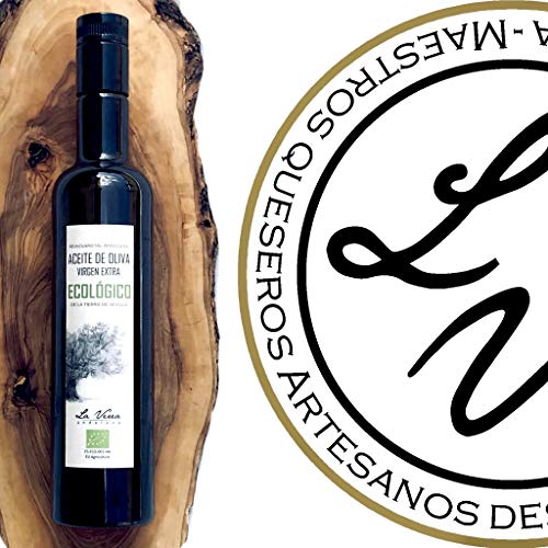 Caja Regalo GOURMET. (PACK C: QUESOS ARTESANOS CON ESPECIAS y Botella AOVE ECO) - La Verea Andaluza. Quesos artesanos y Aceite de oliva v.e. ECOLÓGICO, 100% Monovarietal Arbosana. Cesta navidad.