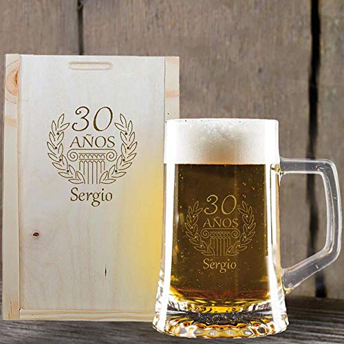 Calledelregalo Regalo de cumpleaños Personalizado: Jarra de Cerveza grabada con su Nombre y año de Nacimiento en Estuche de Madera también Grabado