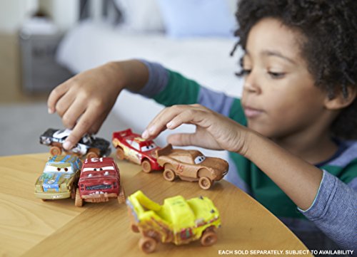 Cars 3- Coche Crazy McQueen (Mattel DYB04) , color/modelo surtido