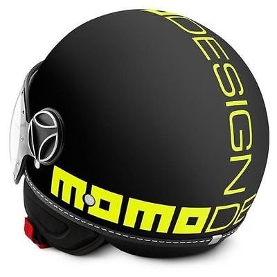 Casco Momo Design Fighter. Modelo:- 2016, color negro Frost y amarillo fluorescente, talla S