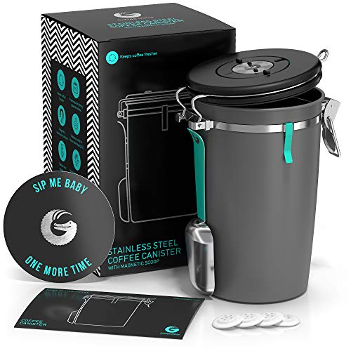 Coffee Gator Recipiente de Acero Inoxidable Válvula de liberación de CO2, Cuchara magnética y Clip para Guardar Bolsas – hasta 645 g de Granos – Capacidad: 1,9 litros
