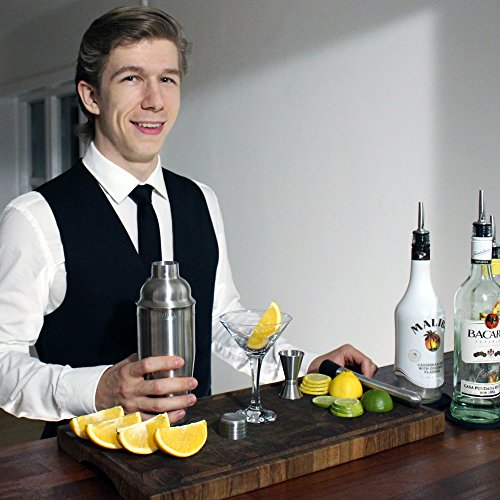 Conjunto de coctelera profesional BARVIVO, con un medidor doble y 2 vertedores de licor - 700ml Mezclador de acero inoxidable cepillado perfecto para preparar en casa martinis, margaritas y más..