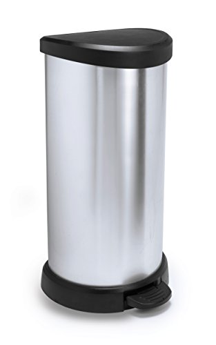 CURVER 184106 - Cubo de Basura con Pedal (40 L, Polipropileno, Metal, 30 x 34,9 x 69,7 cm), Color Negro