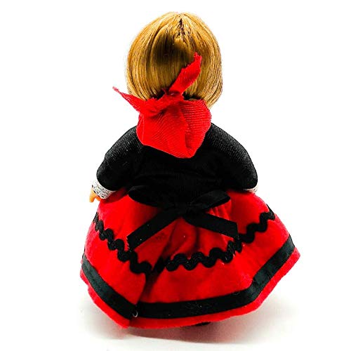 Folk Artesanía Muñeca Regional colección de 15 cm con Vestido típico Montañesa Cantabria España.