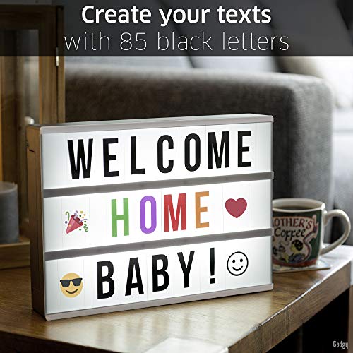 Gadgy ® Caja de Luz cinematográfica A4 | Con 40 Emojis, Cable USB, 85 Letras Symbolos Numeros Negro y 85 de color | Vintage Lightbox | Bateria o Electricidad