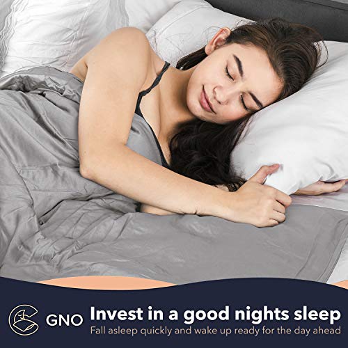 GnO Weighted Blanket -Manta Pesada para Adultos y Cubierta de Bambú 100% Orgánica - 5.4KG| 122x183cm -Manta Ponderada para Ansiedad, Insomnio o Estrés -Manta con Micro Perlas de Vidrio-Gris Claro