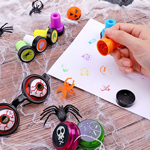 HOWAF 100pcs Fiesta de Halloween Juguetes para Rellenar piñatas de cumpleaños Infantil y Bolsas de Regalo Halloween de Fiestas niños o para el Colegio premios, Arañas, Sellos, murciélagos etc