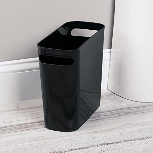 iDesign Cubo de basura con asas, papelera pequeña de plástico para residuos, moderna papelera de cocina, baño y oficina, negro