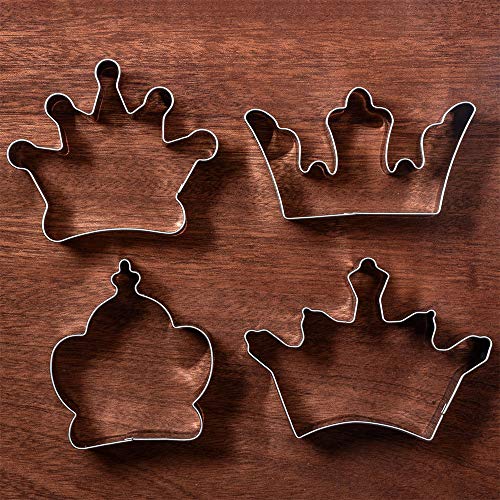 KENIAO Juego de Cortadores de Galletas en Forma de Corona Moldes para Galletas - 4 Piezas -Corona de Rey, Corona de Reina, Corona de Príncipe y Corona de Princesa - Acero Inoxidable